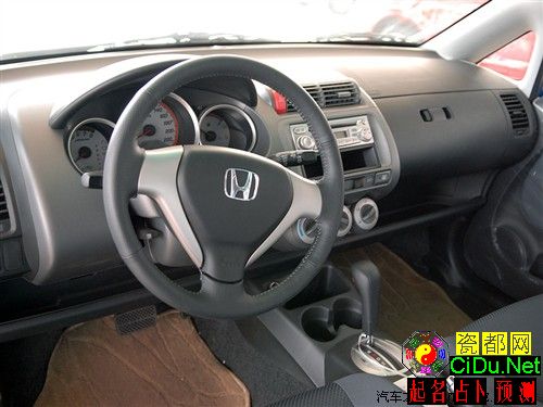 ��һ���µĽ�����POLO������ɶȶԱ�