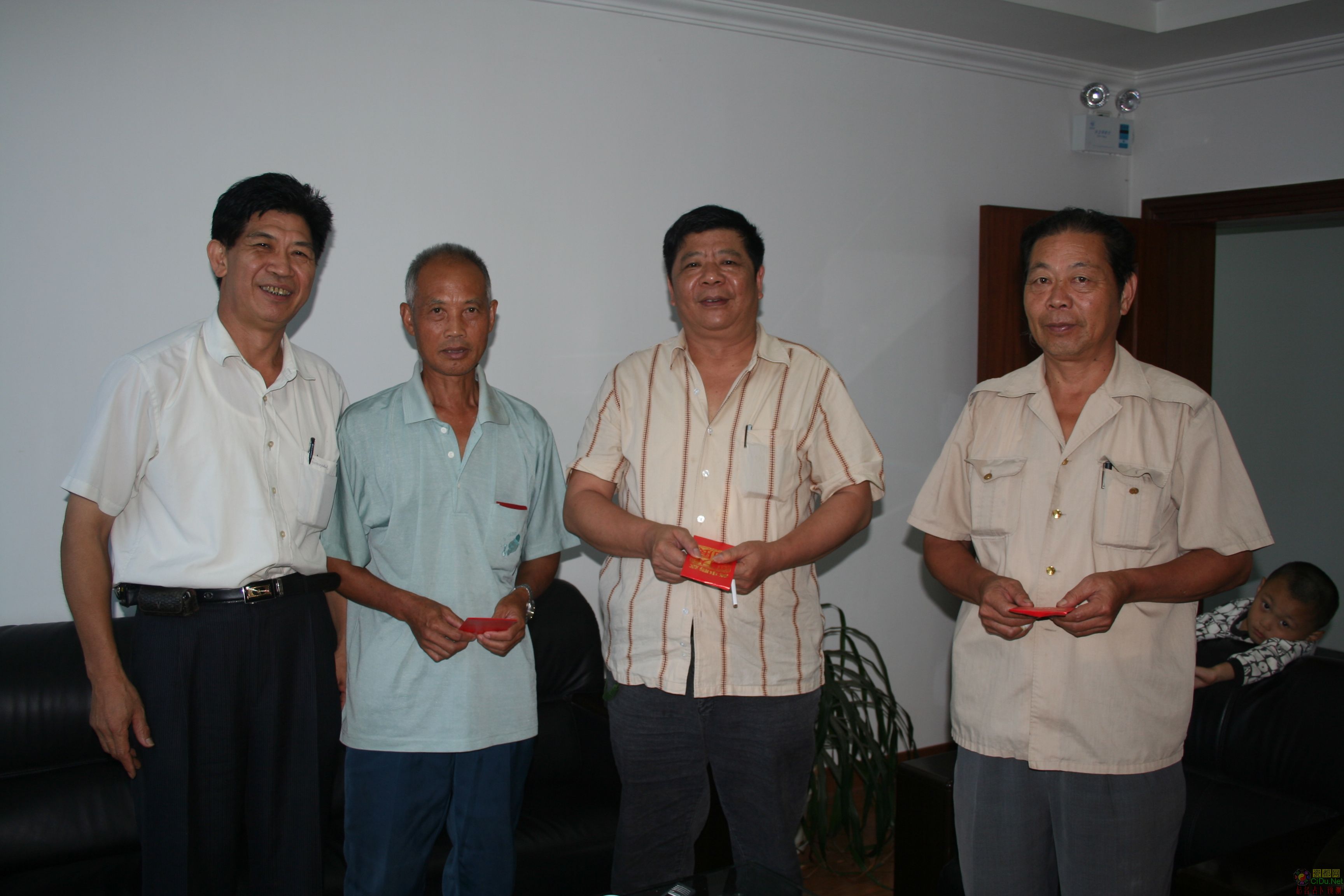 �������´������ͼƬ