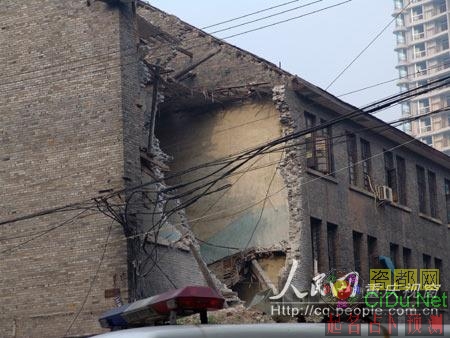 ���ھ��ڵ���¥��ȱ��