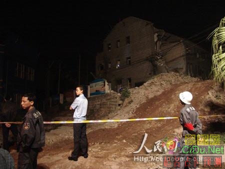 5��18��4��23�����ҹǿ���ס��¥�ѱ���������