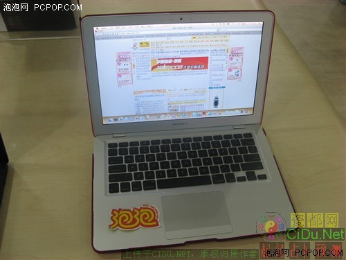 ��ͽ�2499Ԫ��13Ӣ��ʼǱ��ռ�����