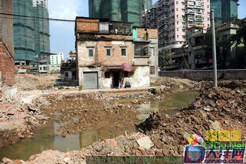 �������ڶ��ӻ���ǰ�ڻ�ˮ�[��ͼ]