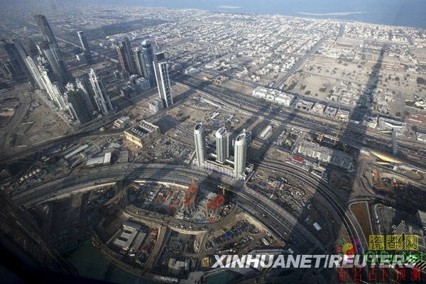 ��1��4�գ��ܸ߳���800�ס�¥��160��ġ��ϰ�������Ӱ��ӳ�ڰ����������������ϰݵĵ����ϡ��»���/·͸