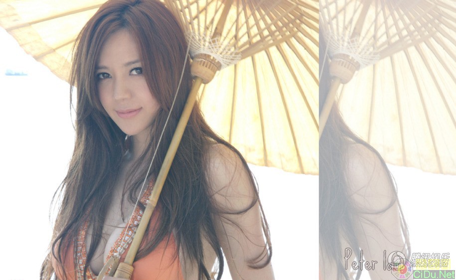 高清:<em>周韦彤性感写真</em>曝光 比基尼照展完美曲线